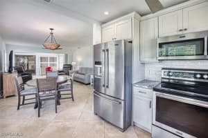1846 Pine Glade Circle, Fort Myers, FL 33907 - MLS#225071605