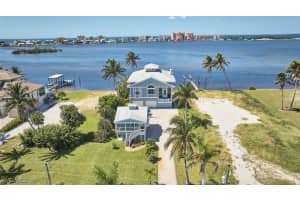 950 San Carlos Drive, Fort Myers Beach, FL 33931 - MLS#225071621