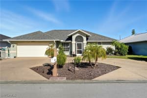 3626 Kent Dr, Naples