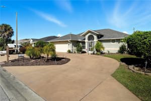 3626 Kent Drive, Naples, FL 34112 - MLS#225071640