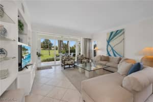 496 Edgemere Way, Naples, FL 34105 - MLS#225071648