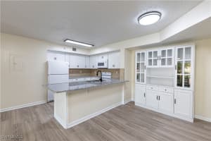 1275 Wildwood Lakes Boulevard, Naples, FL 34104 - MLS#225071655
