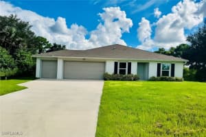 3319 40th Street, Lehigh Acres, FL 33971 - MLS#225071666