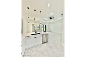 2135 Della Drive, Naples, FL 34117 - MLS#225071682