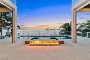 160 Little Carlos Lane, Fort Myers Beach, FL 33931 - MLS#225071721