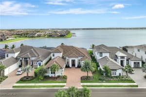 11451 Venetian Lagoon Drive, Fort Myers, FL 33913 - MLS#225071736