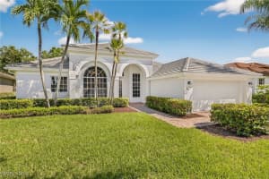 8812 Mustang Island Cir, Naples