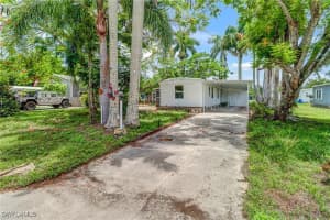 120 Grassy Key Lane, Naples, FL 34114 - MLS#225071750