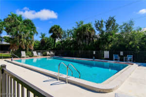 900 Henderson Creek Drive, Naples, FL 34114 - MLS#225071824