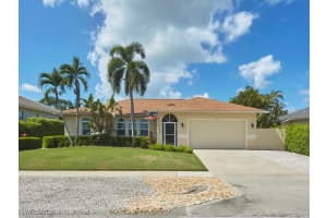 240 Columbus Way, Marco Island, FL 34145 - MLS#225071831