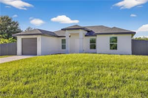884 Chemstrand Street, Lehigh Acres, FL 33974 - MLS#225071848