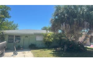1280 5th Ave N, Naples