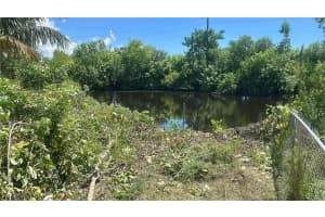 1280 5th Avenue, Naples, FL 34102 Sold 10/28/25