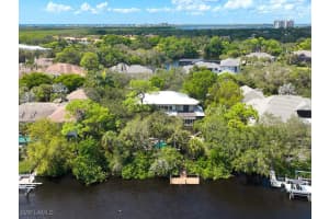 27351 Oak Knoll Drive, Bonita Springs, FL 34134 - MLS#225071881