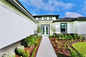539 37th Avenue, Naples, FL 34120 - MLS#225071893