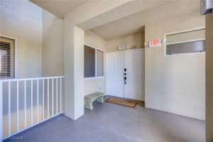 MLS# 225071917, Naples, Florida 34108