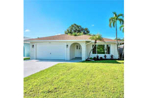 670 103RD Avenue, Naples, FL 34108-3219 - MLS#225071920
