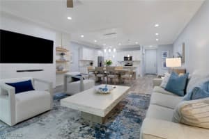 12973 Pembroke Dr, Naples