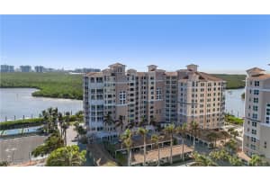 425 Dockside Drive, Naples, FL 34110 - MLS#225071970