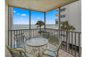 1919 Gulf Shore Blvd N 403, Naples