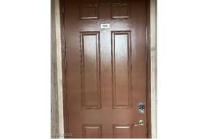 9826 Giaveno Cir 1516, Naples