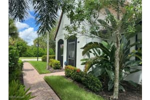 1431 Santiago Cir 1901, Naples