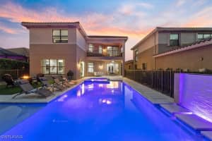 13884 Luna Dr, Naples