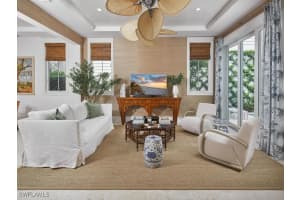 909 10th Avenue, Naples, FL 34102 - MLS#225072058
