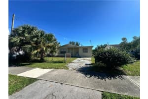 1316 5th Ave N, Naples