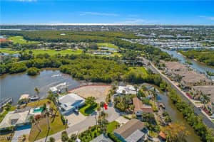 3164 Lakeview Drive, Naples, FL 34112 - MLS#225072077