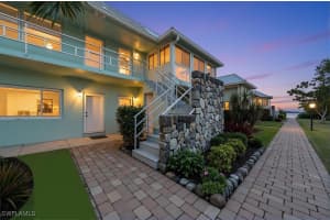 3225 Riverside Drive, Fort Myers, FL 33916 - MLS#225072087