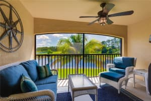 9836 Venezia Cir 922, Naples