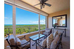 6597 Nicholas Boulevard, Naples, FL 34108 - MLS#225072137