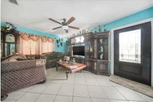916 Euclid Avenue, Lehigh Acres, FL 33972 - MLS#225072138