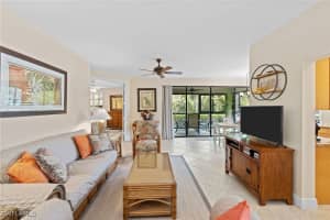 27190 Oakwood Lake Dr 102, Bonita Springs