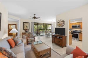 27190 Oakwood Lake Drive, Bonita Springs, FL 34134 - MLS#225072140