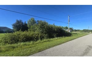 24Th NE AVE, Naples, FL 34120 - MLS#225072147