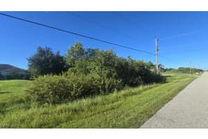 24Th NE AVE, Naples, FL 34120 - MLS#225072147