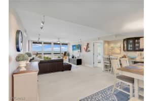 4001 Gulf Shore Boulevard, Naples, FL 34103 - MLS#225072176