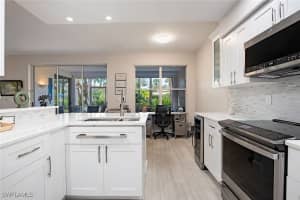 24821 Lakemont Cove Lane, Bonita Springs, FL 34134 - MLS#225072192