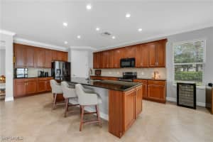 8637 Julia Lane, Naples, FL 34114 Sold 11/03/25