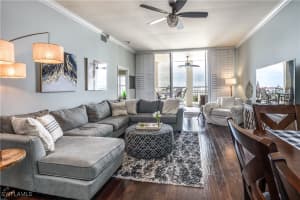 450 Bayfront Place, Naples, FL 34102 - MLS#225072212