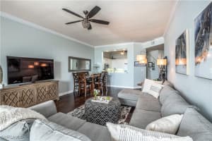 450 Bayfront Place, Naples, FL 34102 - MLS#225072212