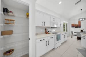 8864 VENTURA WAY, Naples, FL 34109 - MLS#225072319