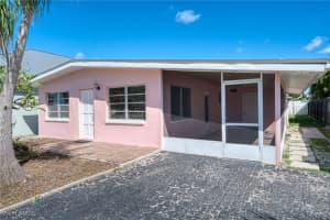 613 107th Avenue, Naples, FL 34108 - MLS#225072352