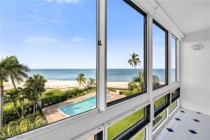 2121 Gulf Shore Boulevard, Naples, FL 34102 - MLS#225072365