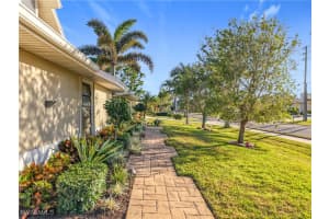 1659 Sandpiper Street, Naples, FL 34102 - MLS#225072383