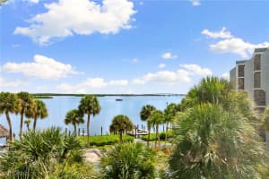 1085 Bald Eagle Drive, Marco Island, FL 34145 - MLS#225072386