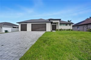 2314 33rd Place, Cape Coral, FL 33993 - MLS#225072389