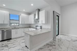 2314 33rd Place, Cape Coral, FL 33993 - MLS#225072389